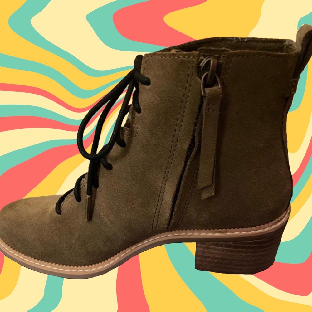 TOM’s Suede Ankle Boots